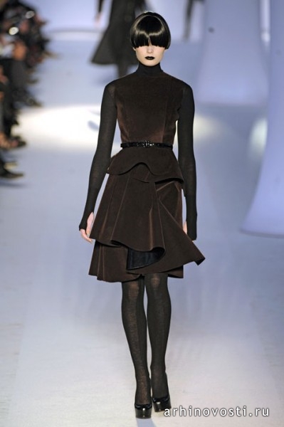 Ив Сен Лоран (Yves Saint Laurent), Осень / Зима 2008 (A/W 2008).