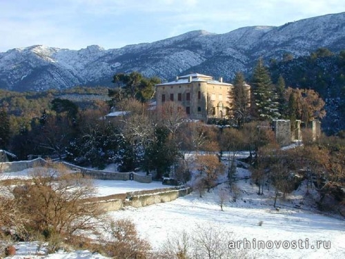 Замок Пикассо. Шато Вовенарг (Chateau de Vauvenargues). Вовенарг, Франция.