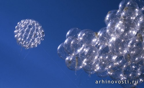 Томас Сарацено (Tomas Saraceno), Летающий сад (Flying Garden), деталь, 2006.