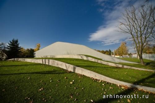 Бассейн от Architekti DRNH. Литомишль, Чехия.